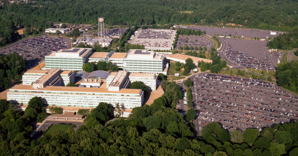 Вид на штаб-квартиру ЦРУ