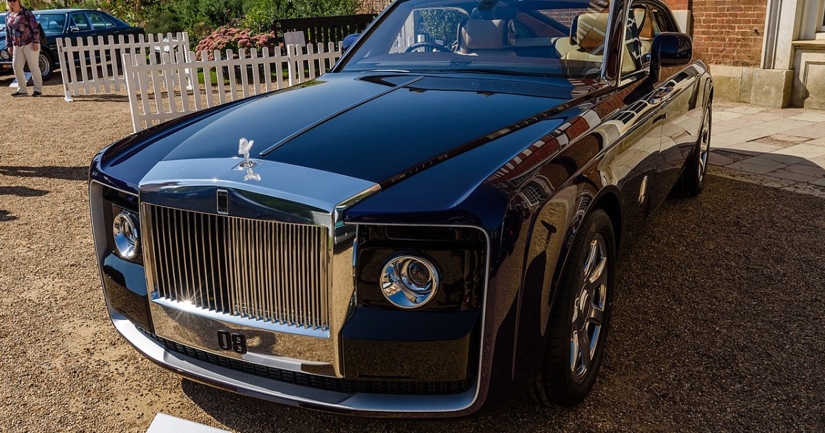 Машина Rolls-Royce