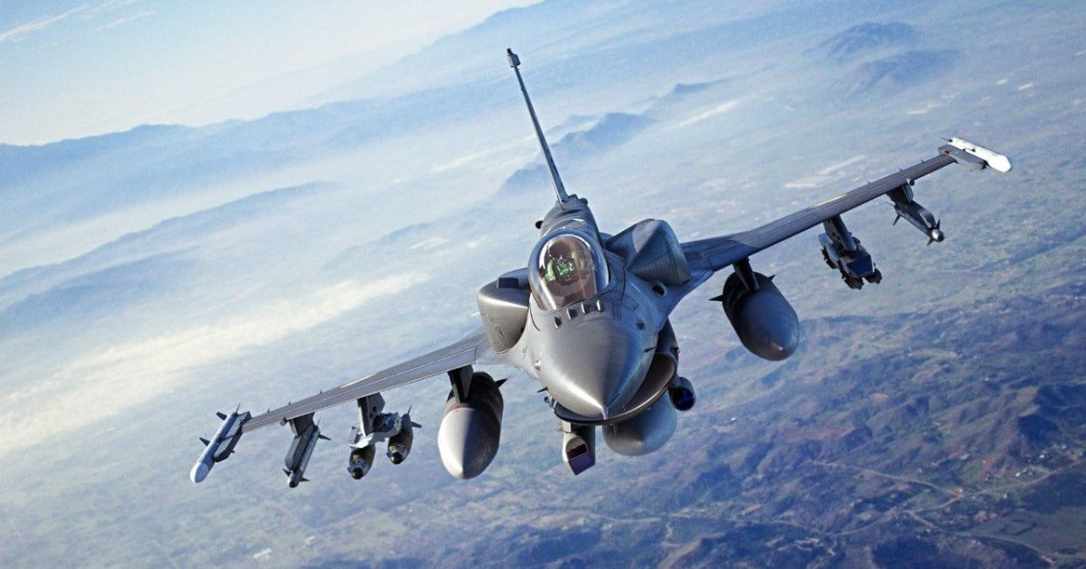 F-16