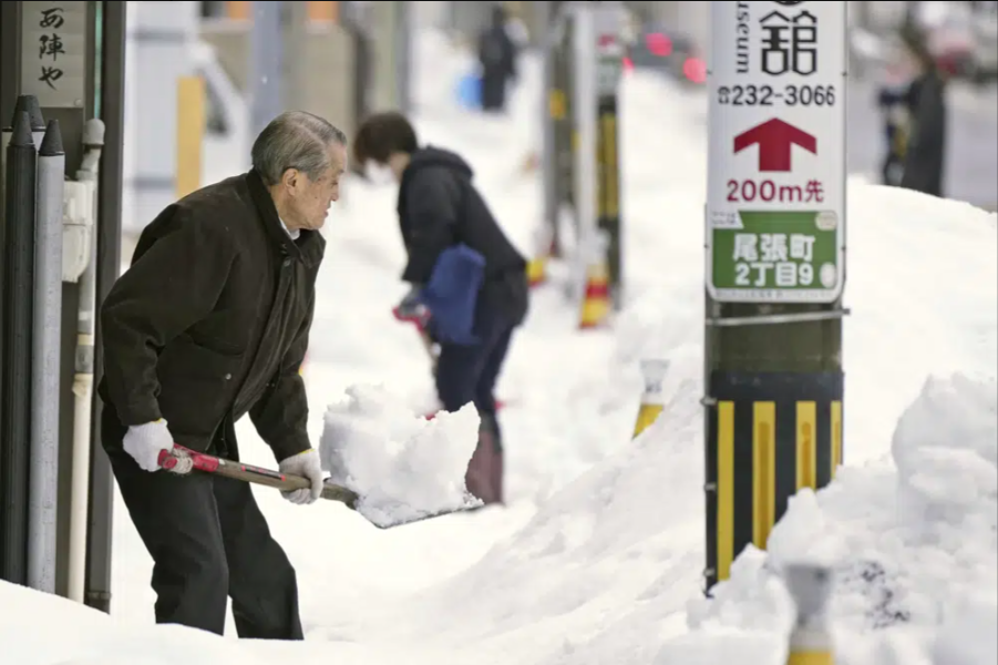 Снігопад в Японії_1